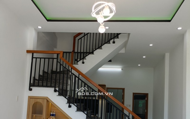 Bán nhà 2 tầng kiệt Ô TÔ vào đến nhà K82 Nguyễn Lương Bằng